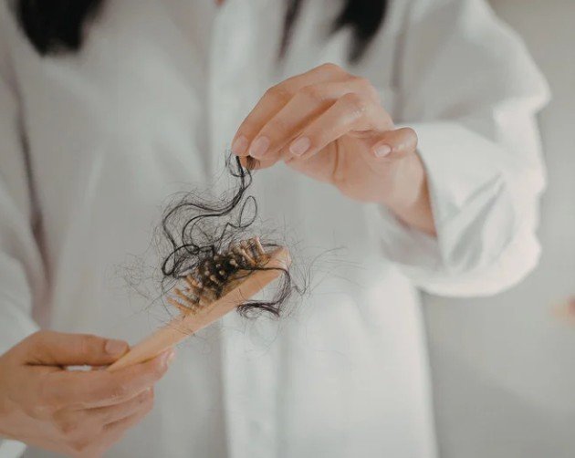 Tratamiento para fortalecer el cabello en Bogotá - Mesoterapia capilar - clínica estética Praesenti