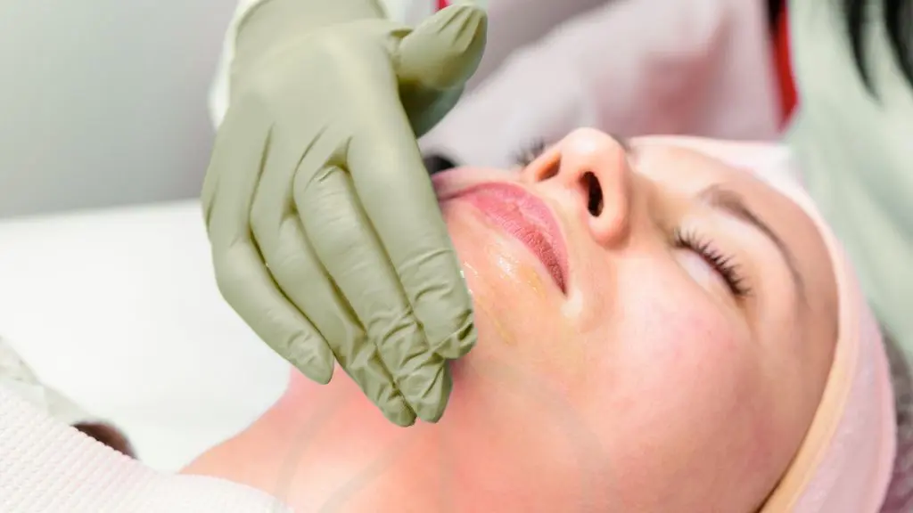 Tratamiento con mascarilla para los poros en Bogotá - Praesenti clinic